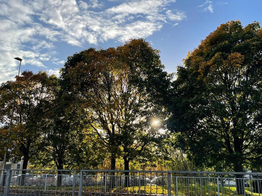 Traditional Apt Close To City Centre & Hampden Glasgow Luaran gambar