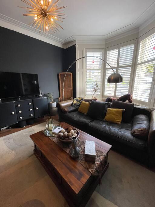 Traditional Apt Close To City Centre & Hampden Glasgow Luaran gambar